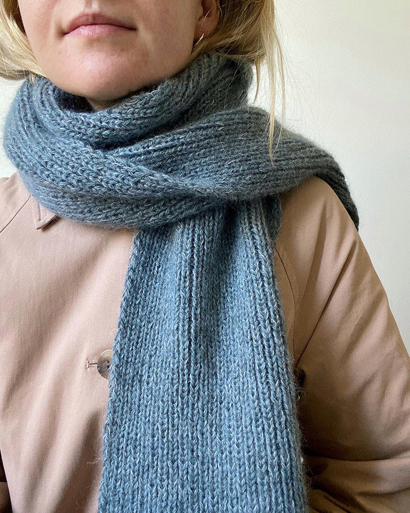 Alma Scarf – Stylish Equestrian