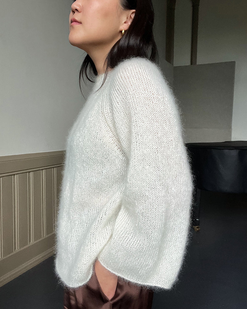 
                  
                    Joo Sweater Light
                  
                