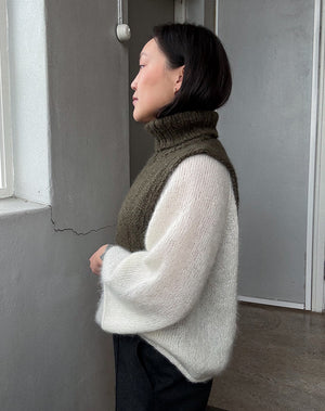 
                  
                    Saga Winter Neck
                  
                